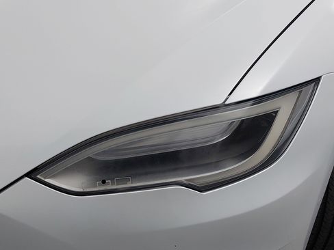 Used 2017 Tesla Model S image 33