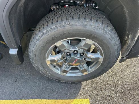 New 2026 GMC Sierra 2500 SLE image 20