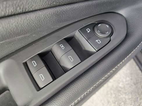 New 2025 Chevrolet Blazer EV LT w/ Midnight/Sport Edition FWD image 23