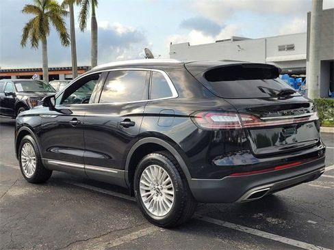 Used 2020 Lincoln Nautilus FWD image 12