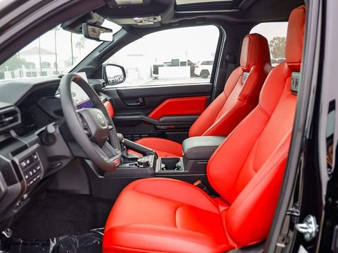 Used 2025 Toyota Tacoma TRD Pro image 19