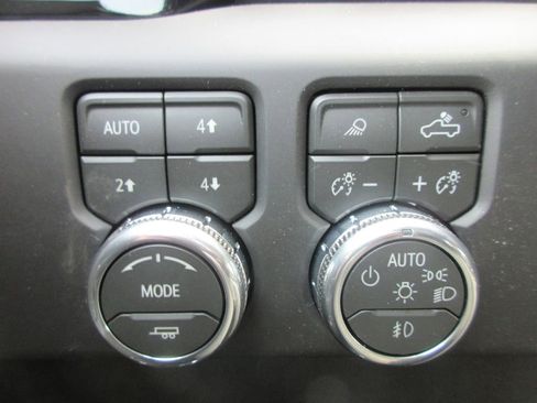 New 2026 GMC Sierra 1500 AT4 image 18