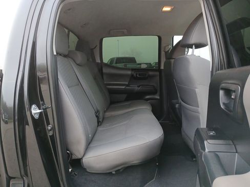 Used 2021 Toyota Tacoma SR w/ SR Convenience Package image 27