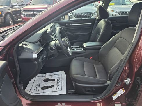 Used 2023 Nissan Altima 2.5 SV image 25