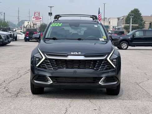 Used 2024 Kia Sportage EX AWD/4WD image 2