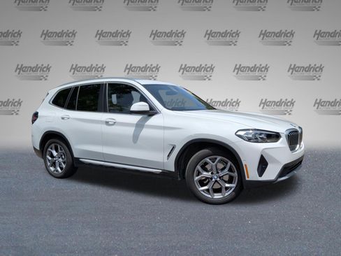 Used 2024 BMW X3 sDrive30i w/ Premium Package RWD image 2