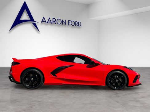 Used 2021 Chevrolet Corvette Stingray Premium Cpe w/ Z51 Performance Package image 6