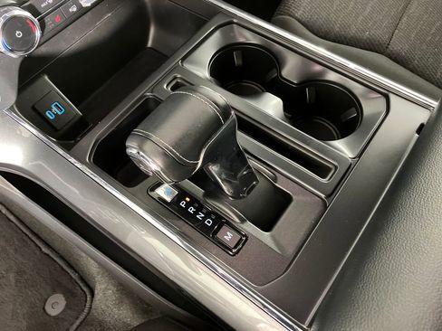 Certified 2022 Ford F150 XLT w/ Equipment Group 302A High image 35