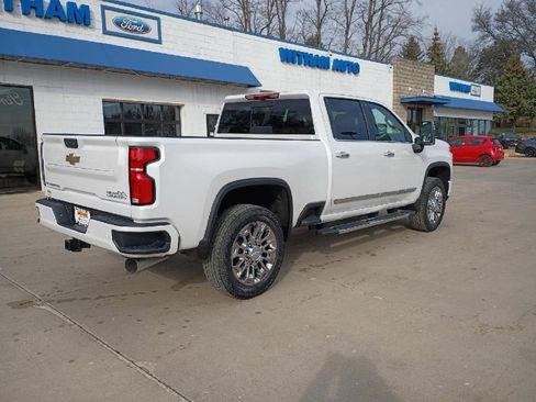 New 2025 Chevrolet Silverado 2500 High Country w/ Technology Package AWD/4WD image 3