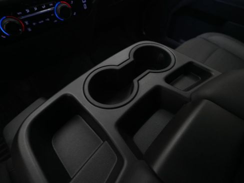 Used 2024 Chevrolet Silverado 1500 LT AWD/4WD image 24