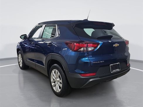 Used 2021 Chevrolet TrailBlazer LS image 6