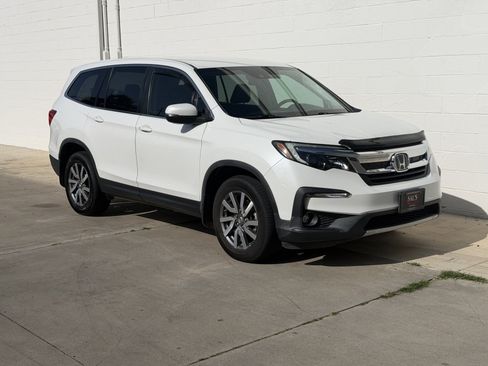 Used 2020 Honda Pilot EX image 3