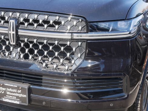 Used 2025 Lincoln Navigator L Black Label image 16