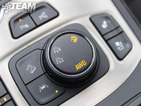 Certified 2024 GMC Terrain Denali w/ Black Diamond Edition image 22