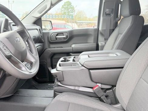 New 2026 Chevrolet Silverado 1500 Custom Trail Boss w/ LPO, Dark Essentials Package AWD/4WD image 14