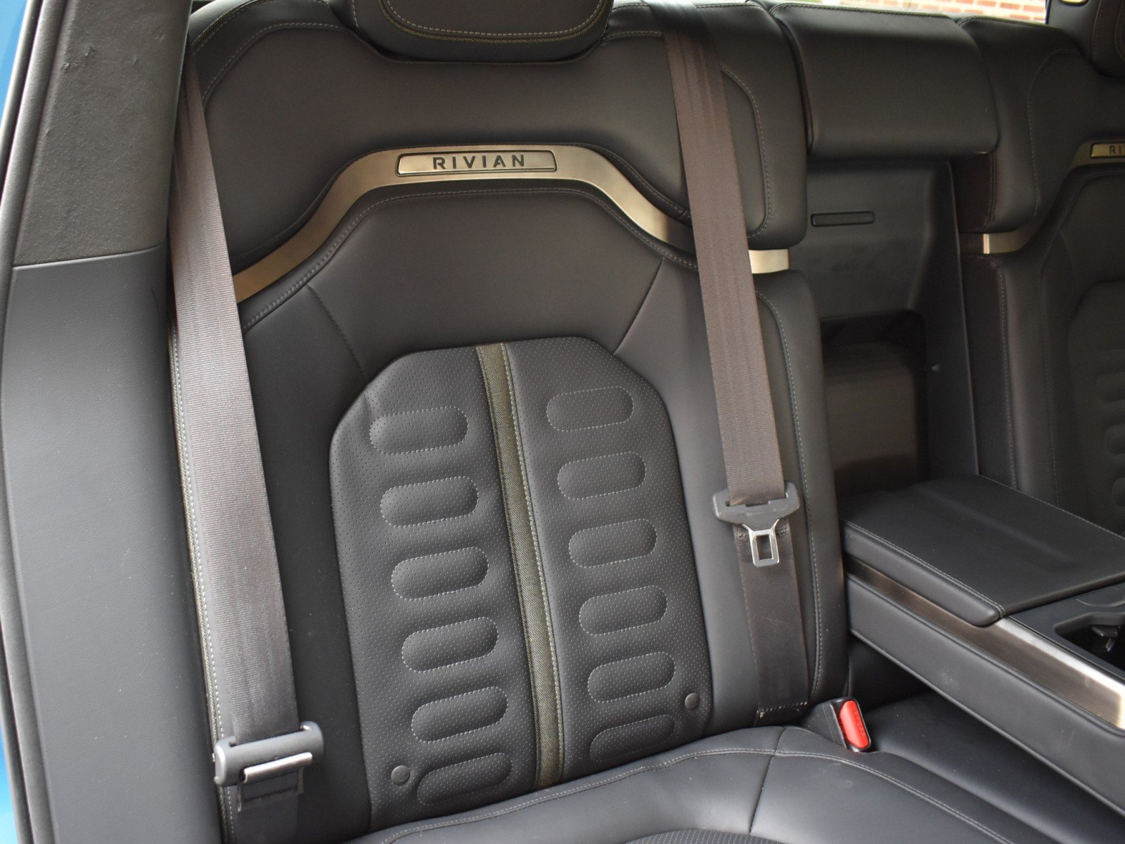 Used 2022 Rivian R1T Launch Edition AWD/4WD image 34
