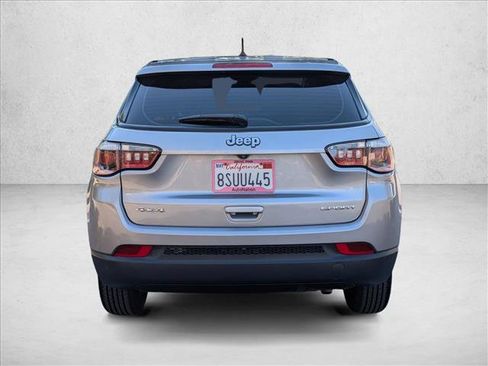 Used 2018 Jeep Compass Sport AWD/4WD image 7