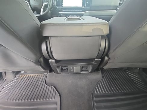 Used 2025 Chevrolet Silverado 2500 LT w/ Convenience Package AWD/4WD image 31