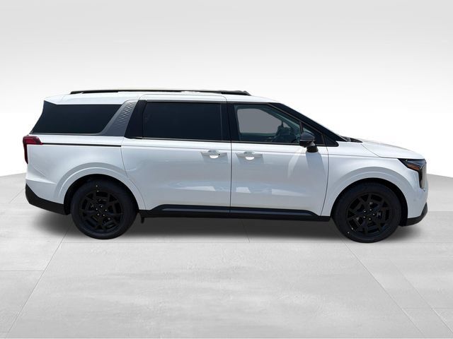 New 2027 Kia Carnival SX w/ Dark Edition Package FWD image 8