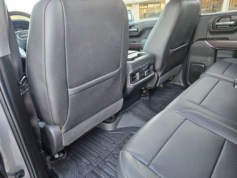 Used 2019 GMC Sierra 1500 SLT w/ SLT Premium Plus Package image 28