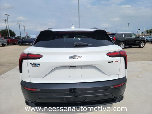Used 2024 Chevrolet Blazer EV RS AWD/4WD image 6