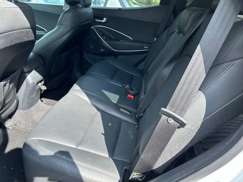 Used 2018 Hyundai Santa Fe Sport w/ Cargo Package FWD image 9