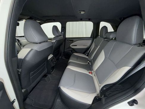Certified 2025 Subaru Forester Limited image 14