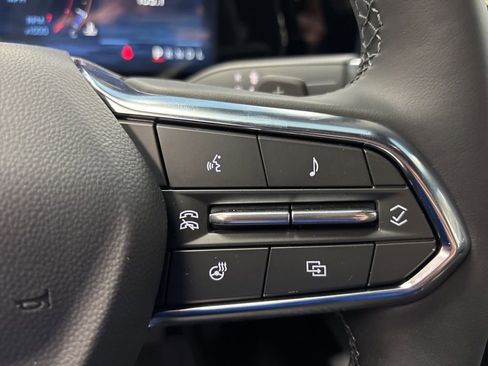 New 2026 Chevrolet Equinox LT w/ Convenience Package II AWD/4WD image 37