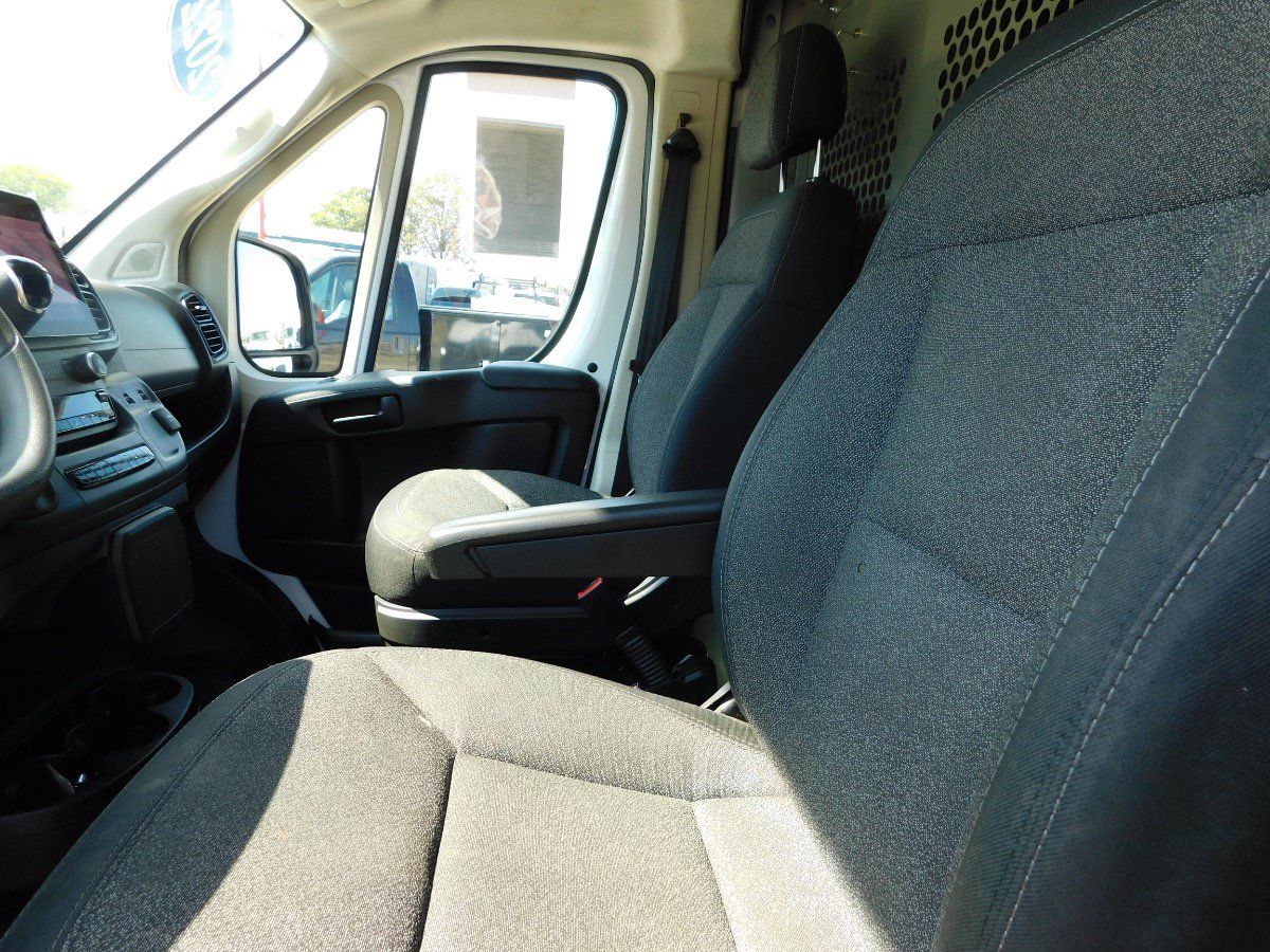 Used 2022 RAM ProMaster 2500 w/ Premium Convenience Group FWD image 13