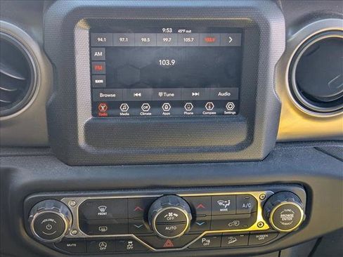 Used 2019 Jeep Wrangler Unlimited Sport S image 16