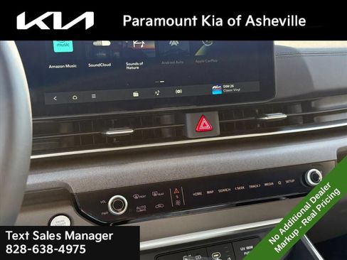 New 2026 Kia Carnival EX FWD image 13