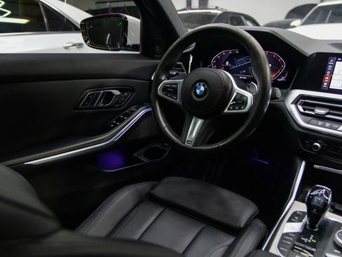 Used 2020 BMW 330i Sedan w/ M Sport Package image 42