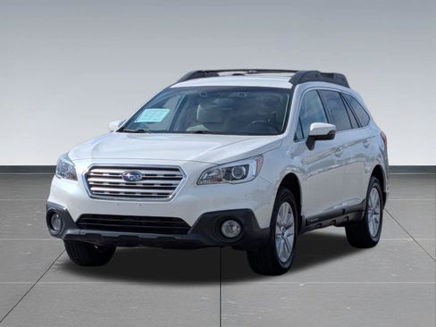 Used 2016 Subaru Outback 2.5i Premium AWD/4WD image 9