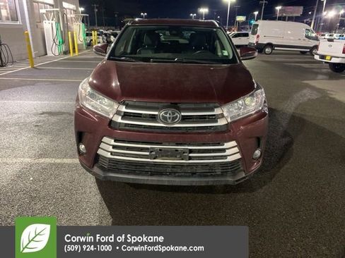 Used 2019 Toyota Highlander XLE image 8