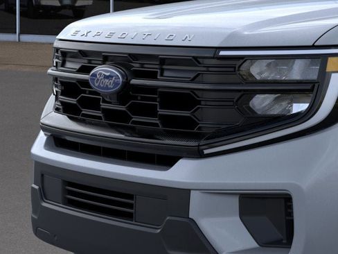 New 2025 Ford Expedition Max Active AWD/4WD image 17