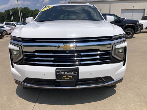 Certified 2025 Chevrolet Tahoe LT AWD/4WD image 2