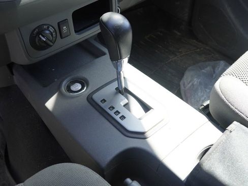Used 2020 Nissan Frontier SV AWD/4WD image 19