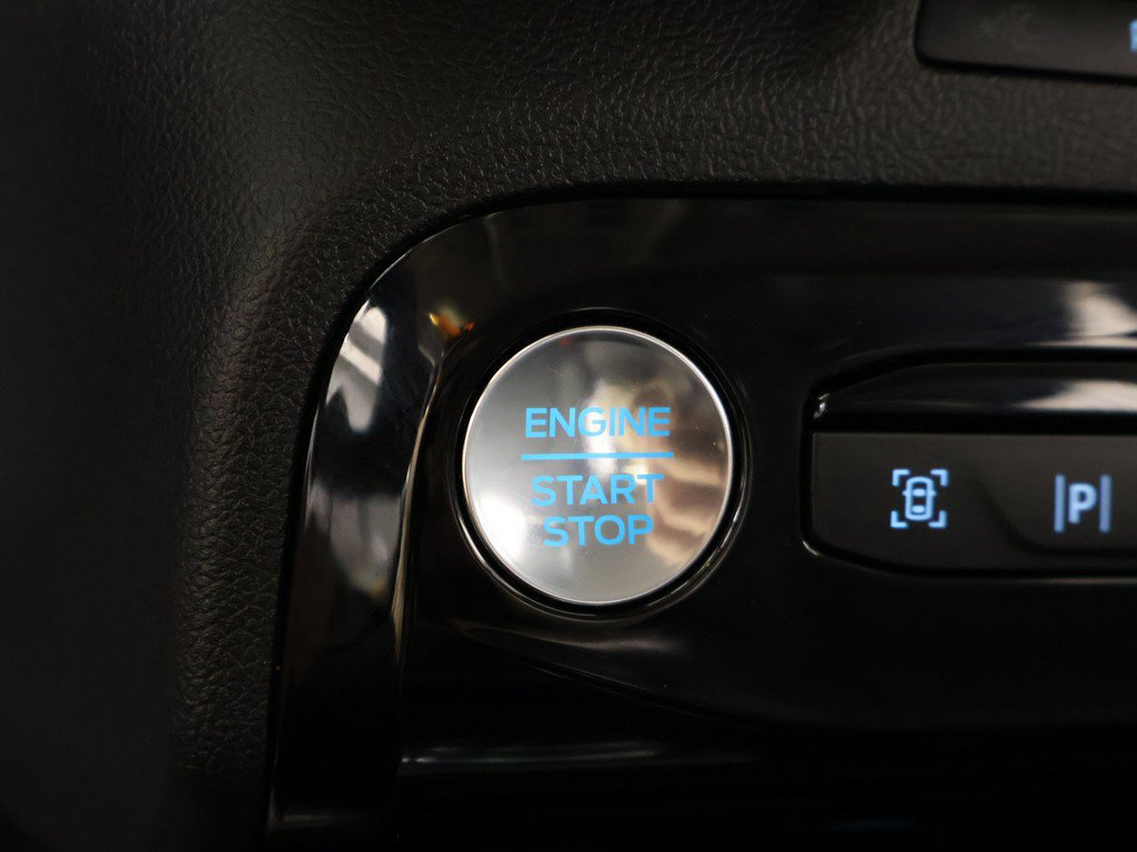 Used 2023 Ford Escape Platinum w/ Premium Technology Package AWD/4WD image 45