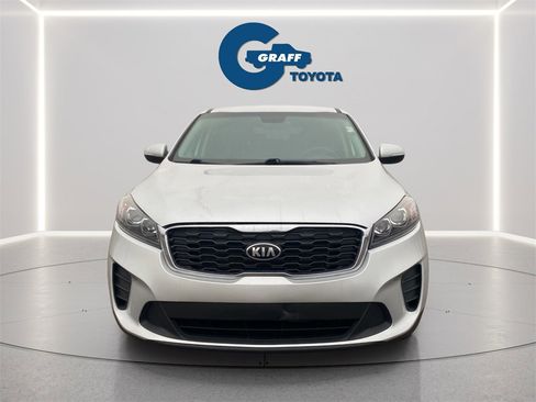 Used 2020 Kia Sorento LX image 2