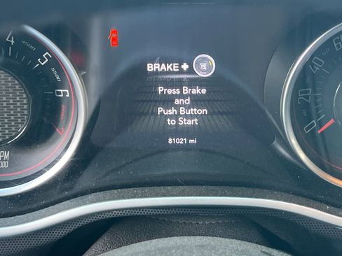 Used 2018 Dodge Challenger SXT Plus image 24