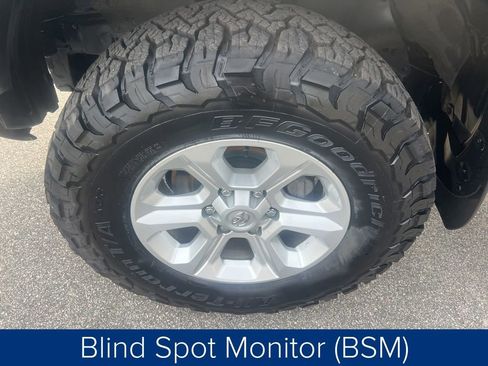 Used 2022 Toyota 4Runner SR5 Premium image 28