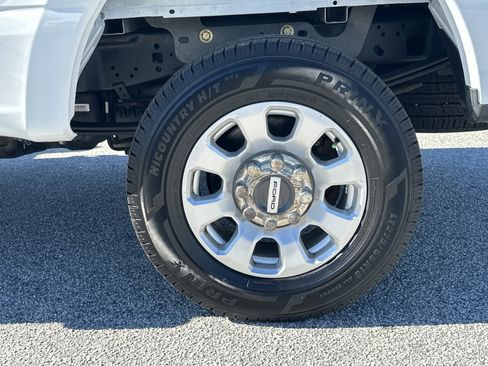 Used 2024 Ford F250 XLT image 19