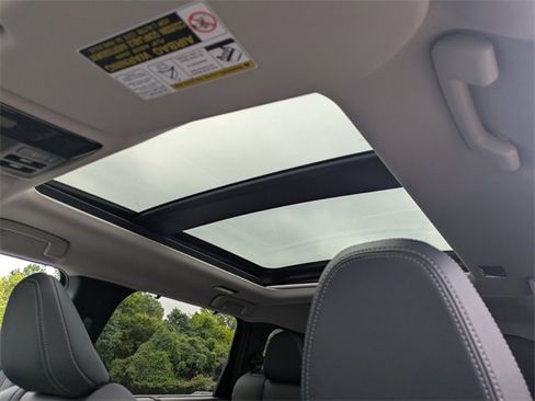 New 2025 Mitsubishi Outlander SEL image 26