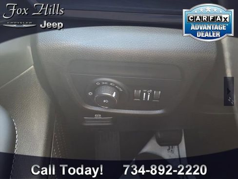 Certified 2023 Jeep Grand Cherokee Overland image 17