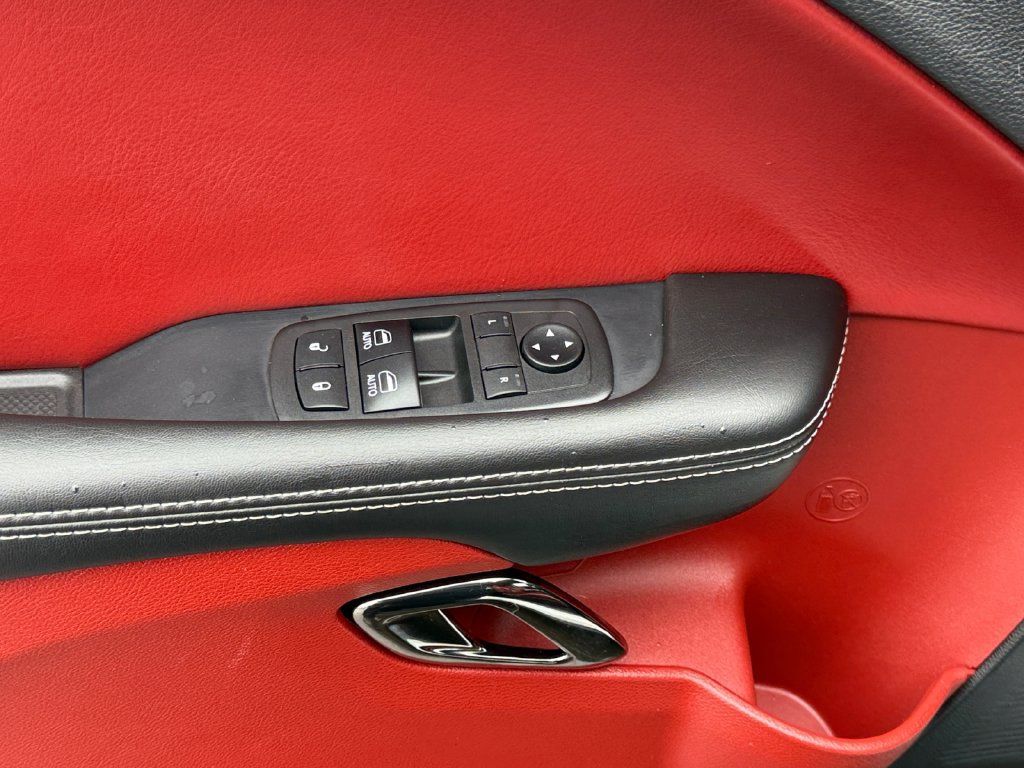Used 2019 Dodge Challenger SRT Hellcat Redeye RWD image 11