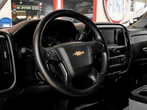 Used 2019 Chevrolet Silverado 2500 W/T AWD/4WD image 16