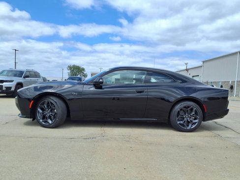 New 2026 Dodge Charger R/T AWD/4WD image 18