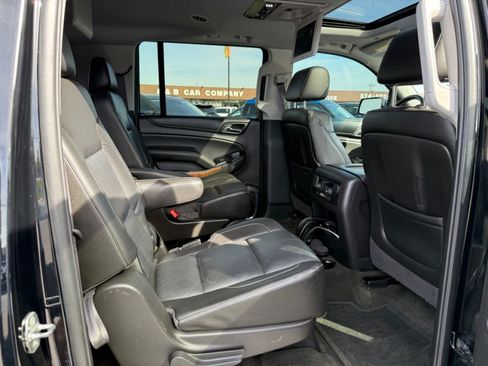 Used 2016 Chevrolet Suburban LTZ AWD/4WD image 15
