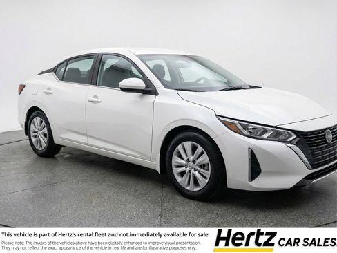 Used 2025 Nissan Sentra S image 1