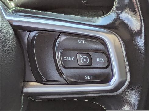 Used 2020 Jeep Gladiator Sport w/ Quick Order Package 24S AWD/4WD image 19